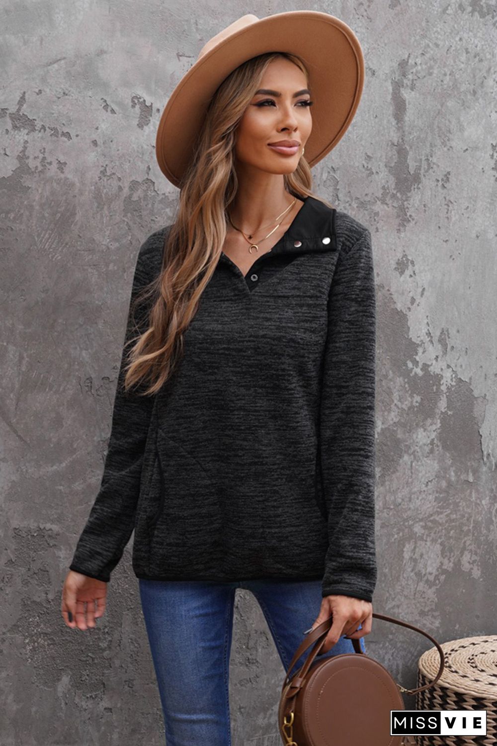 Black Heathered Turn-down Collar Pullover Sweatshirt