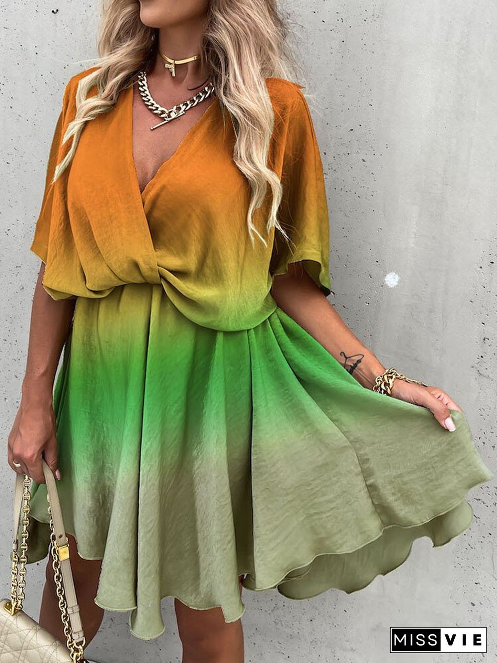 Summer Women Fashion Gradient Mini Dress Elegant Short Sleeve V Neck Loose Pleated Dress Ladies Casual Big Hem Multicolor Dress