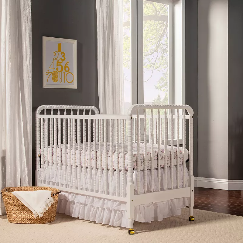 DaVinci Jenny Lind 3-in-1 Convertible Crib