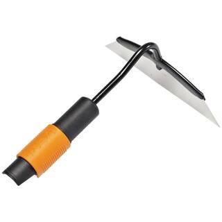 Fiskars 7-Piece Garden Tool Set Quikfit Lawn and Landscaping Attachments 1072985