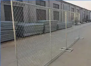 China Manufacturer Supply Galvanized PVC Chain Link Fence Chain Link Fence With Barbed Wire Fence