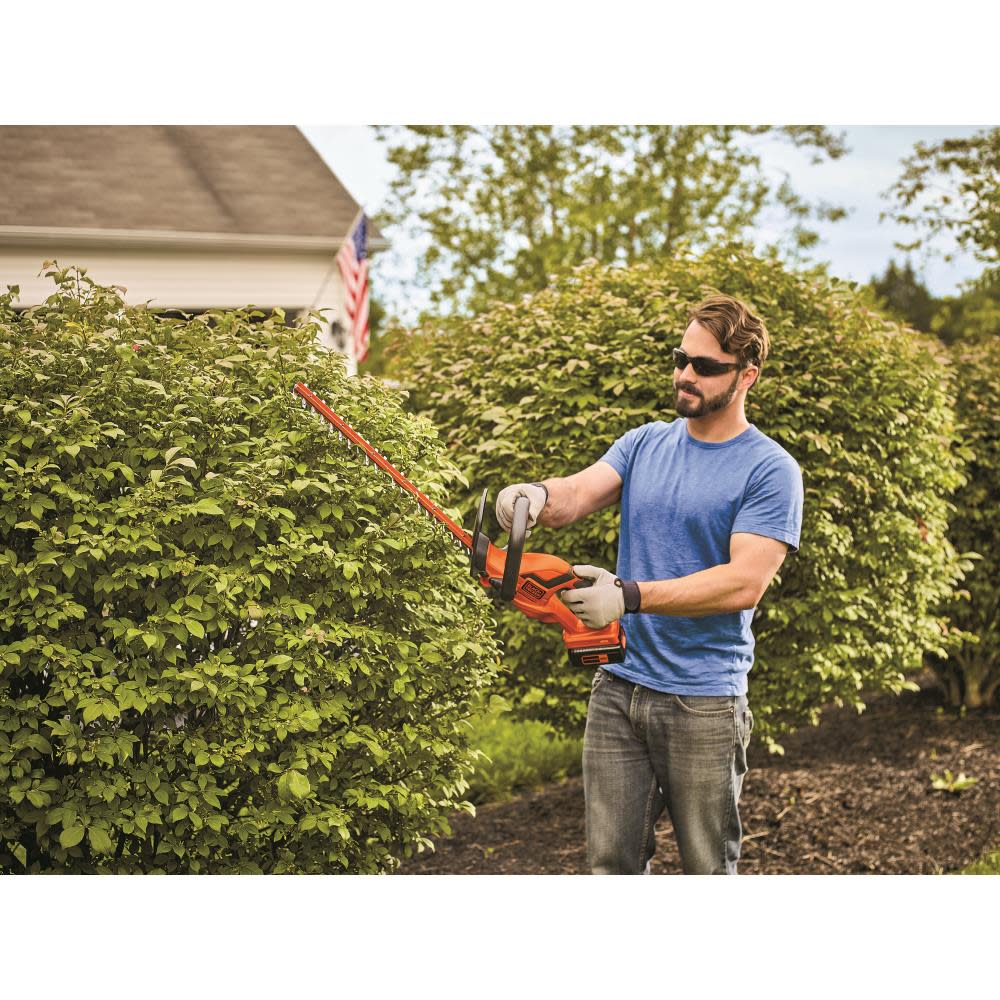 40 V MAX 22-in Hedge Trimmer ;