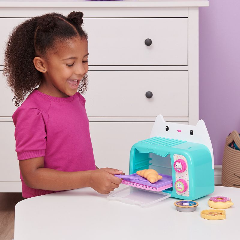 Spin Master Gabby's Dollhouse Bakey with Cakey Oven Kitchen Toy