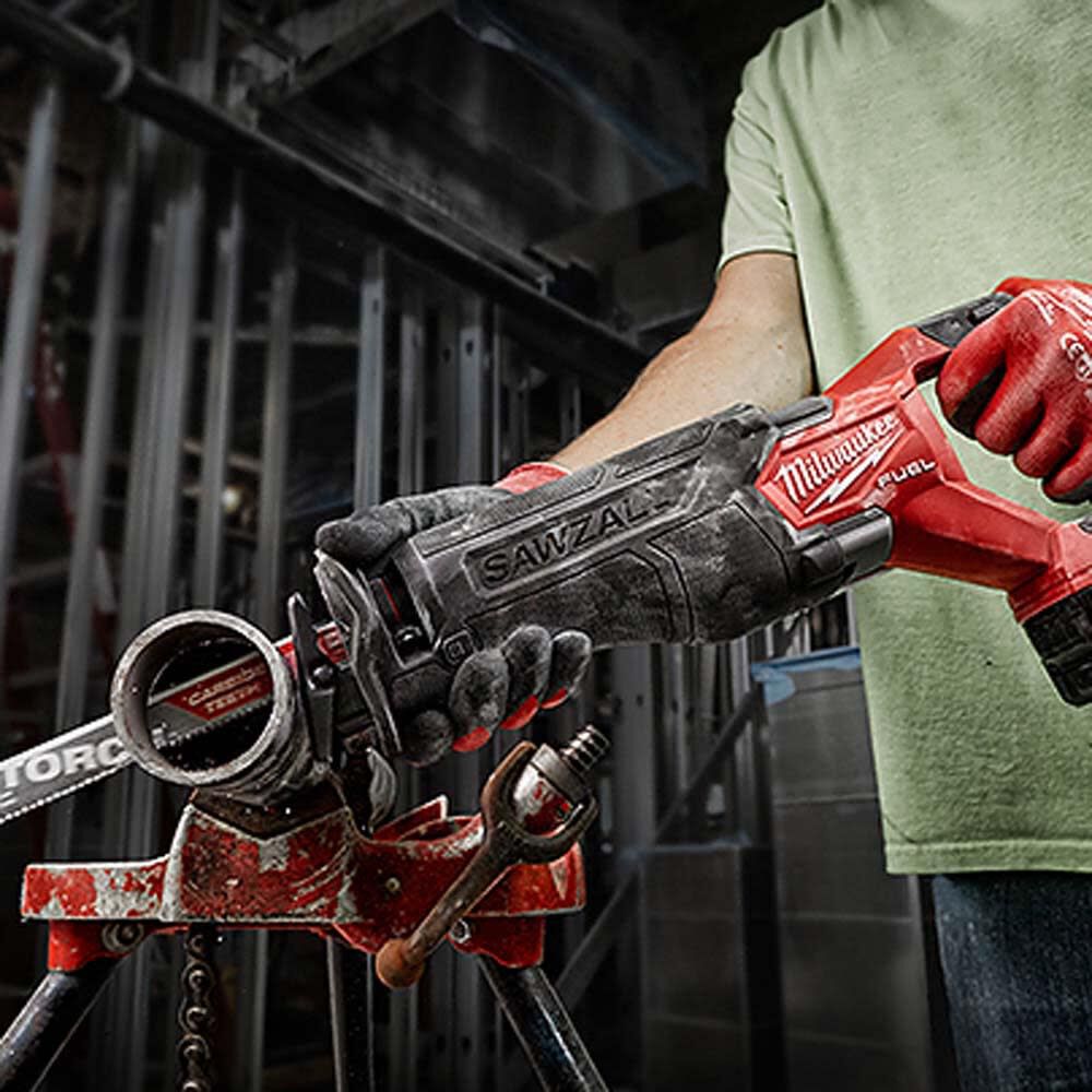 Milwaukee M18 FUEL SAWZALL Reciprocating Saw with ONE-KEY - 2 Battery XC5.0 Kit 2822-22 from Milwaukee