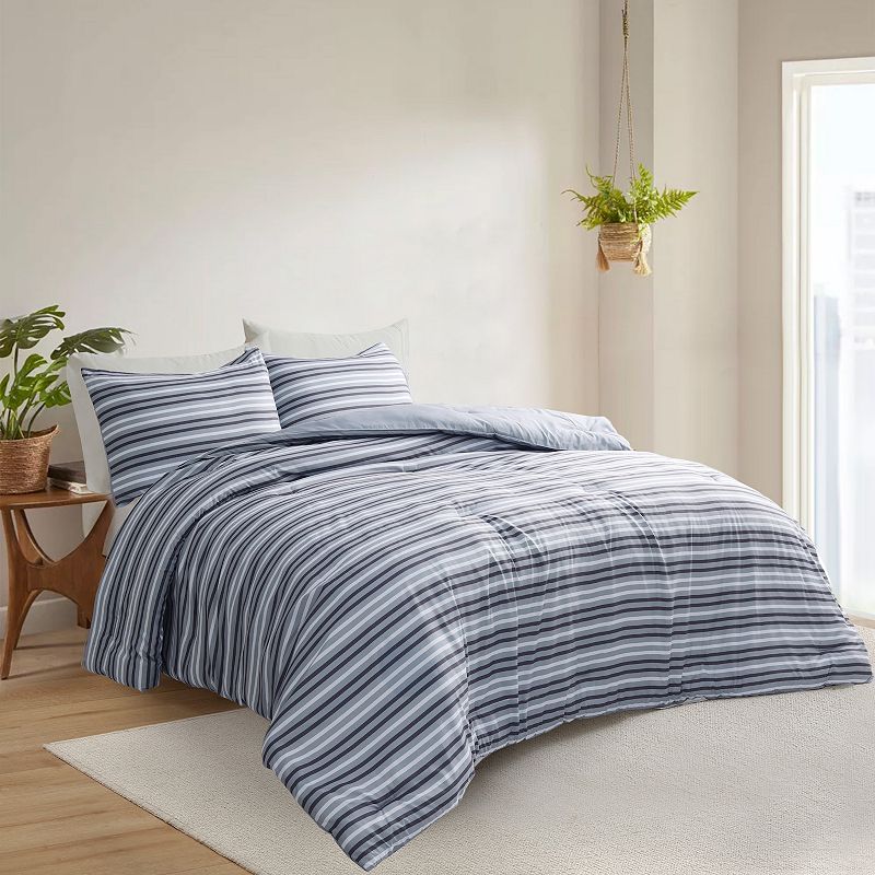 Unikome All Season Stripe Printed Pattern Down Alternative Reversible Comforter with Shams