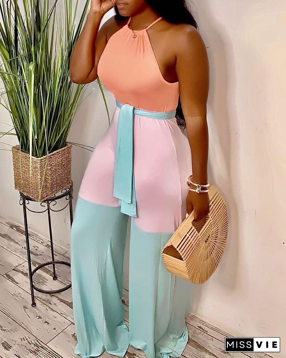 Halter Contrast Color Sleeveless Jumpsuits