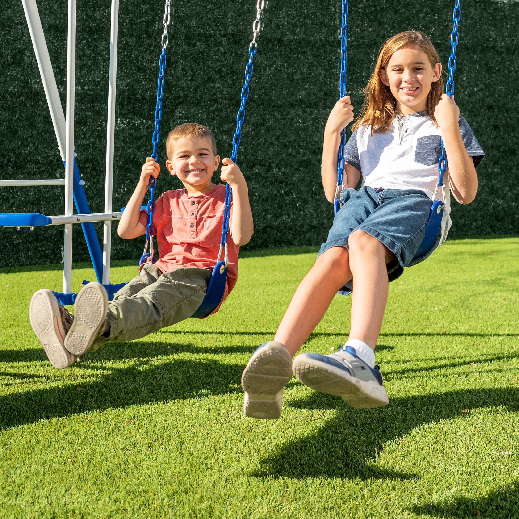 Sportspower Albany Metal Swing Set with 2 Person Glider Swing， 5ft Slide and 2 Adjustable Sling Swing Seats