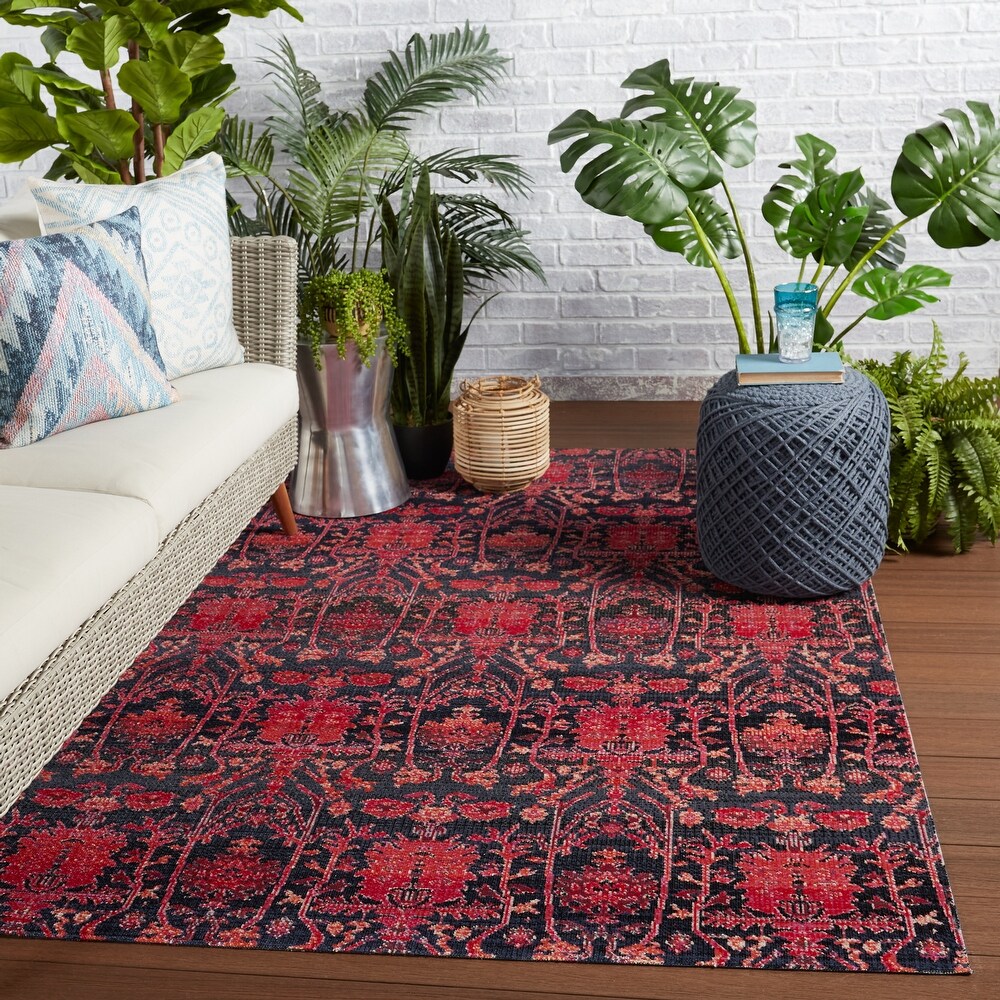 Alistair Indoor/ Outdoor Trellis Area Rug