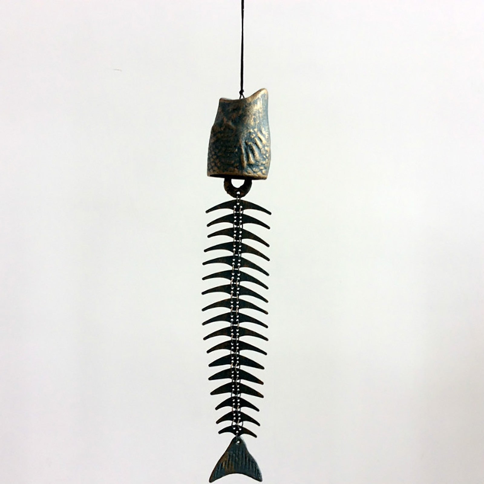 European style fish wind chime metal iron wind chime ornaments creative Wind chimes for outside memorial outdoor clearance angel decoration