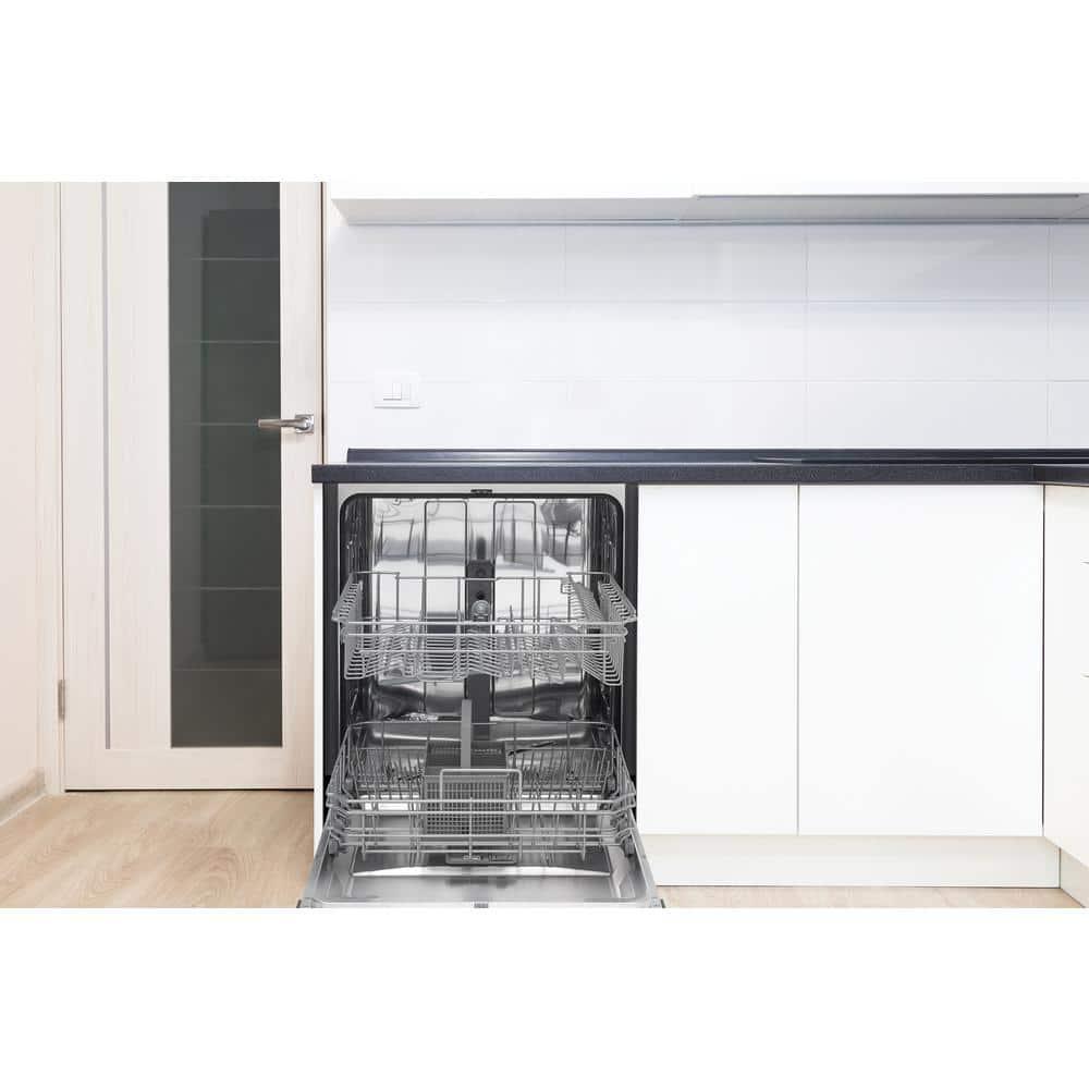 Danby 24 inFront Control Stainless Steel Dishwasher with Stainless Steel Tub 52 DB