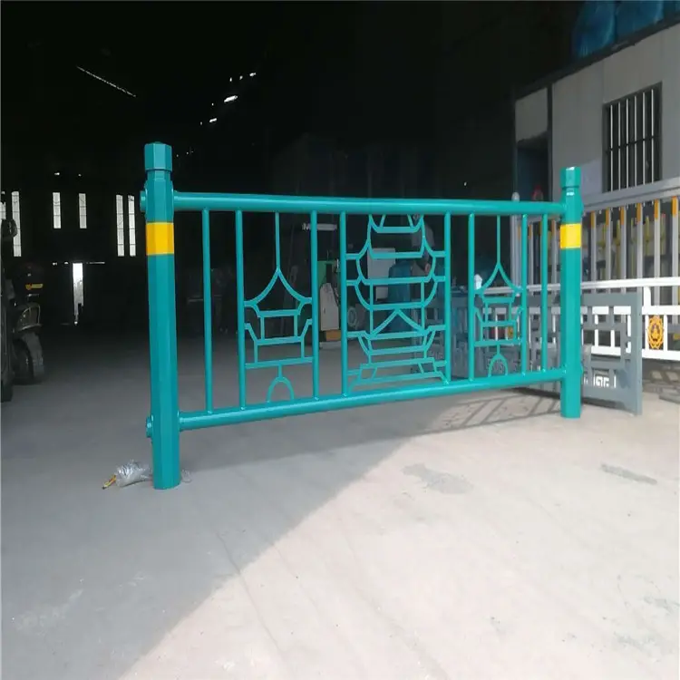 Factory Supply Metal Construction Temporary Construction Site Safe Barricades With Detachable Feet