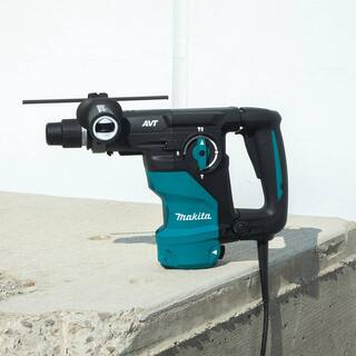 Makita 1-316 in. Rotary Hammer HR3011FCK