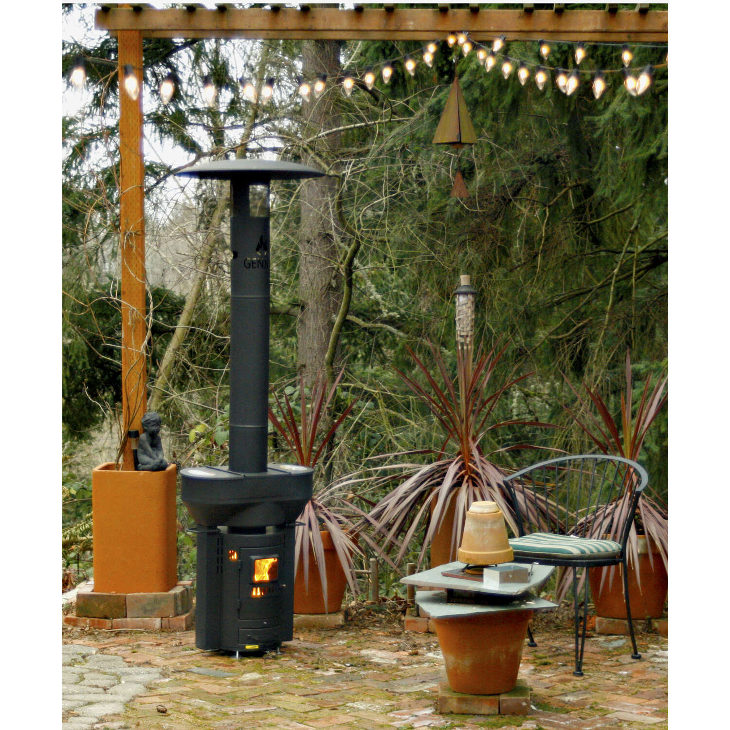 Q-Stoves Q-Flame 106000 BTU Wood Pellet Steel Modern Patio Heater 314 sq ft