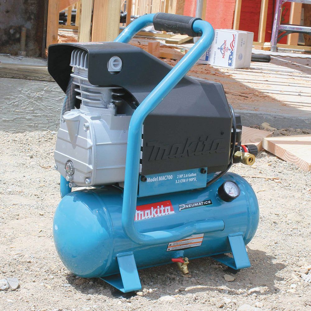 Makita MAC700 2.0 HP Big Bore Air Compressor