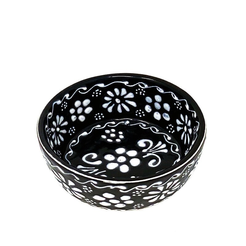 Handmade Mexican Pottery Black Appetizer and Dip Bowls (Set of 2)   3\