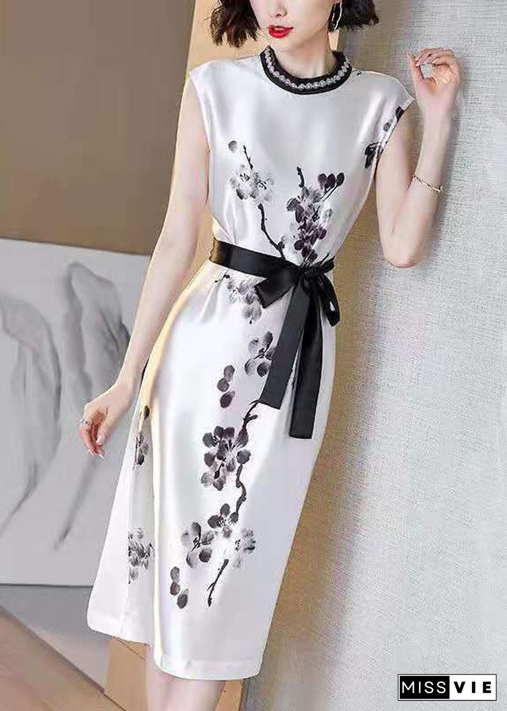 Women White Cinched Ink Print Silk Dresses Sleeveless