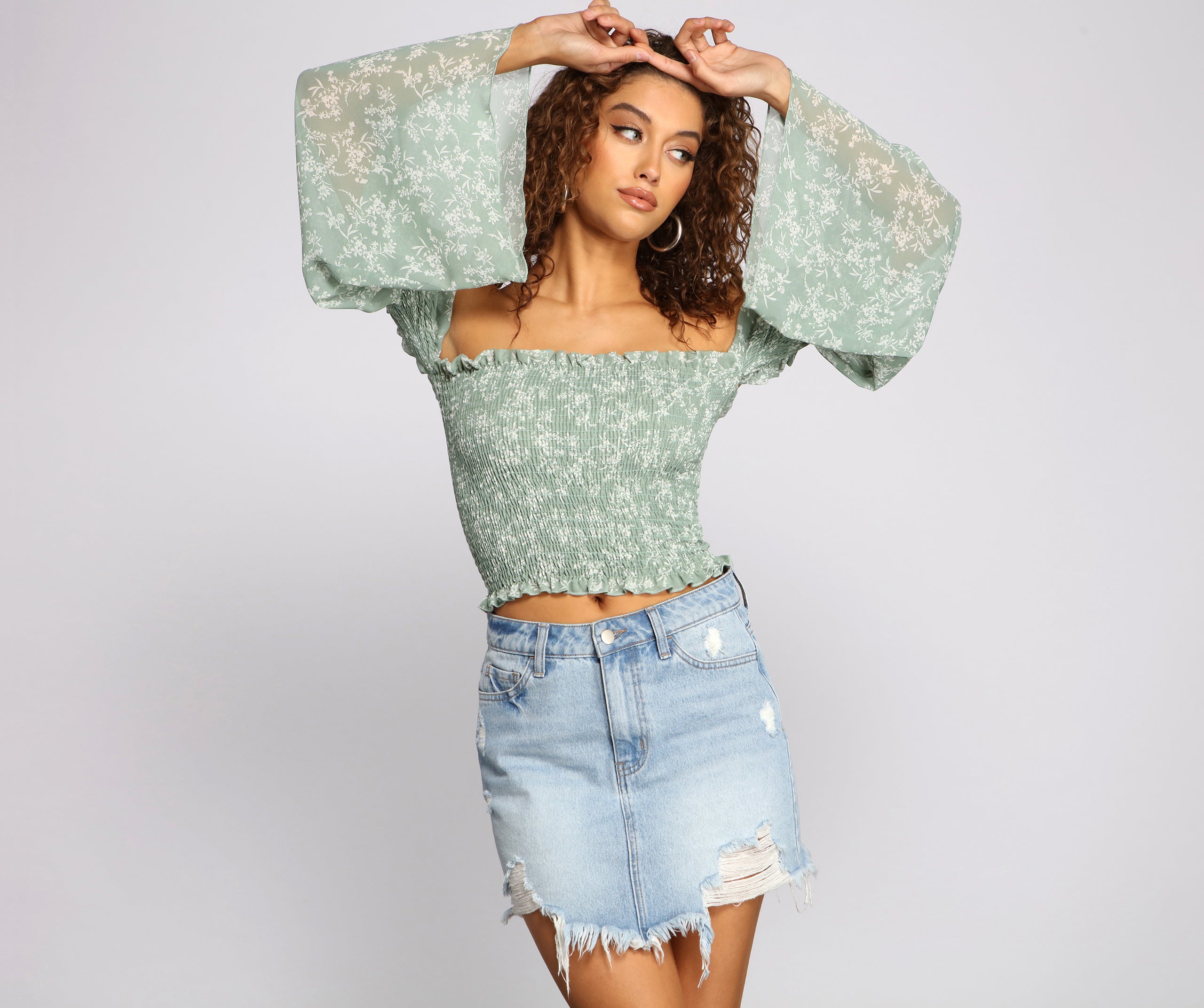 Radar On Florals Smocked Crop Top