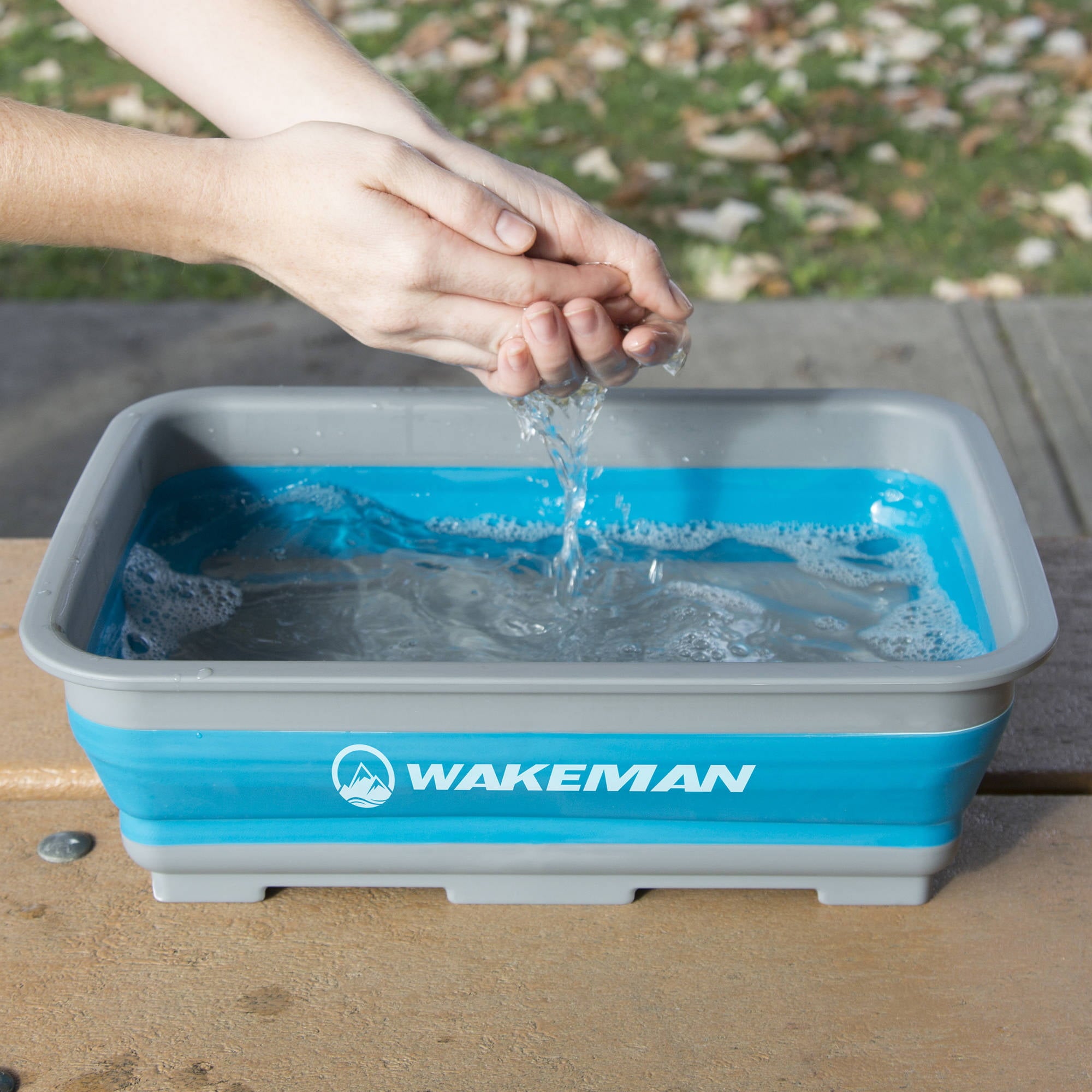 Collapsible Multiuse Wash Bin- Portable Wash Basin/Dish Tub/Ice Bucket with 10 L Capacity for Camping, Tailgating, More by Wakeman Outdoors (Blue)