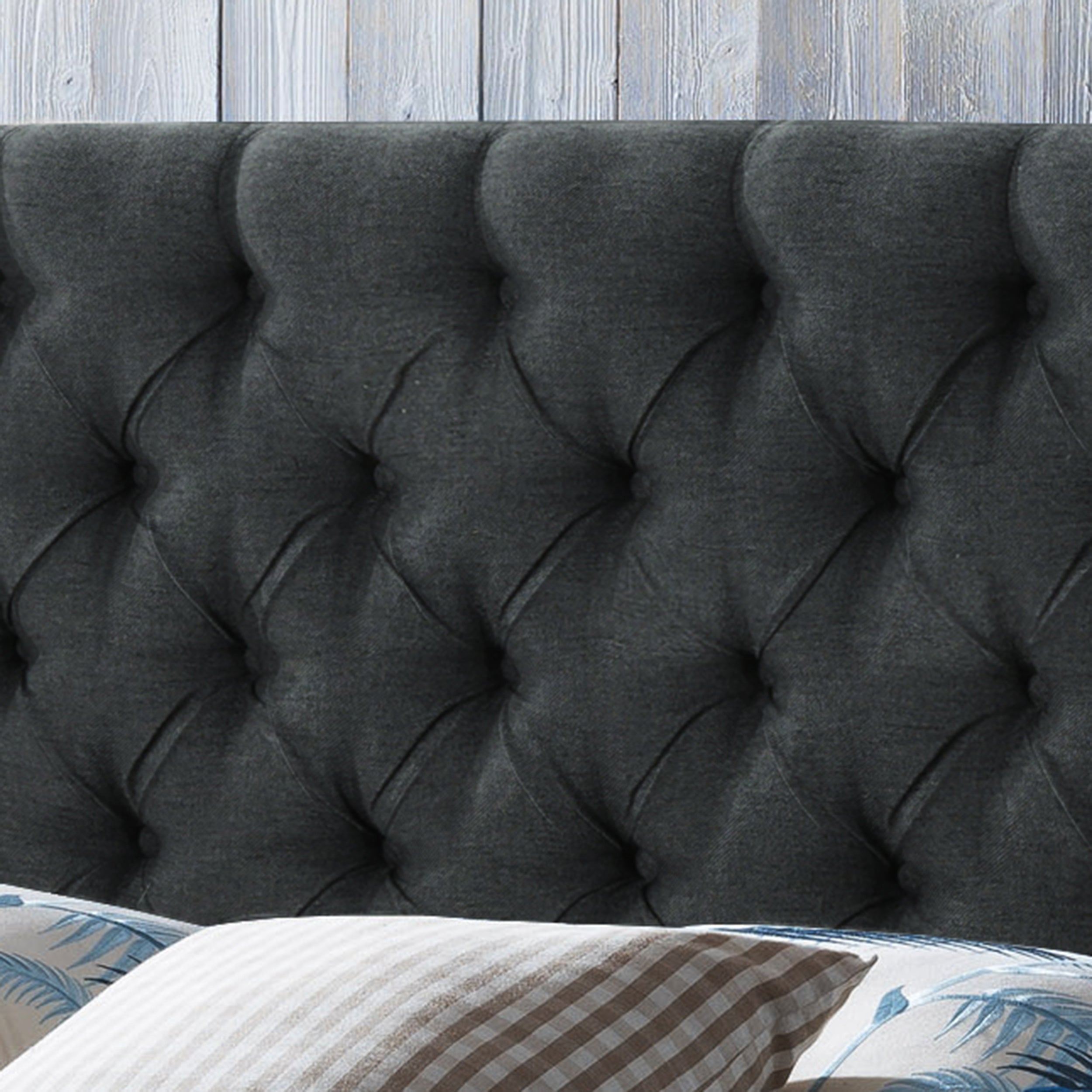 Lidia Wingback Queen/Full Tufted Fabric Headboard