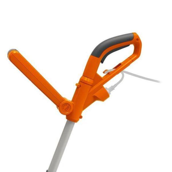 Worx 15 in. 6 Amp Corded Electric String Trimmer Edger with Telescopic Straight Shaft and Pivoting Head WG124