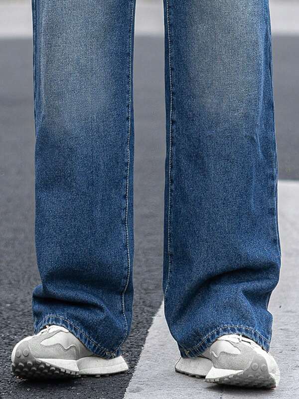 Hypemode Men Slant Pocket Straight Leg Jeans