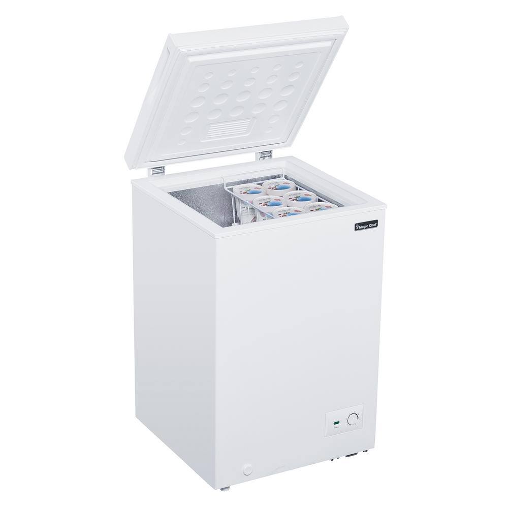 Magic Chef 3.5 cu. ft. Manual Defrost Chest Freezer in White HMCF35W5