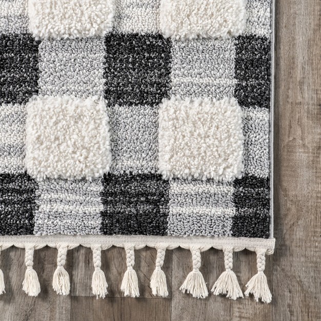 Nuloom Kellina Plaid High low Tassel Area Rug