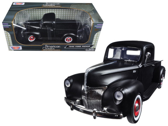 Motormax 73170AC MTBK  1940 Ford Pickup Matt Black...