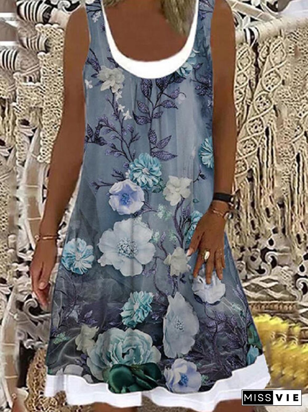 Women Casual Floral Print Round Neck Sleeveless Mini Dresses(Contains lining)