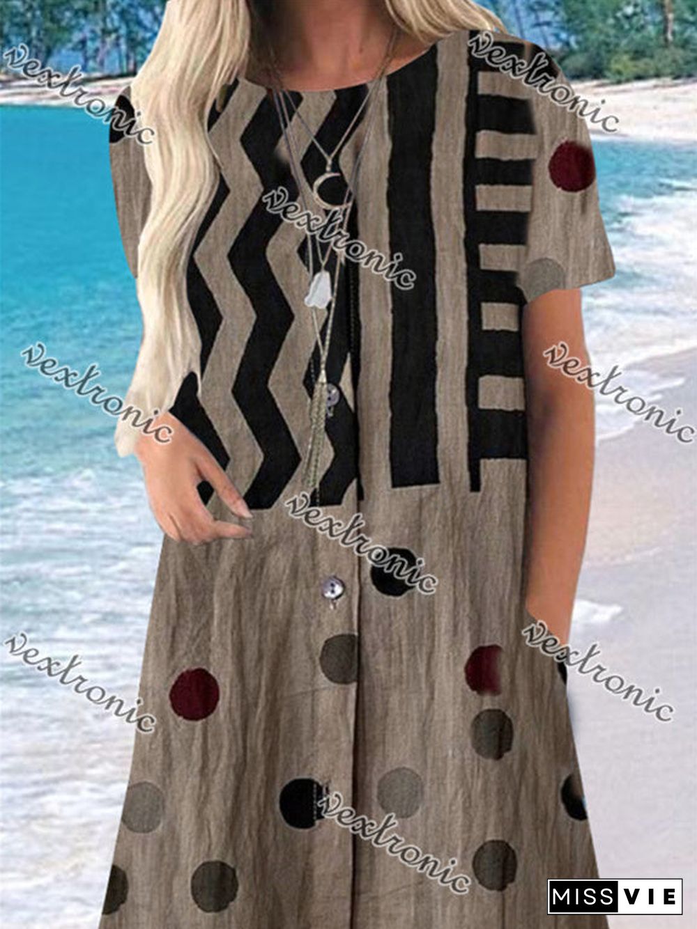 Women's Dark Brown Scoop Neck Short Sleeve Printed Maxi Dress