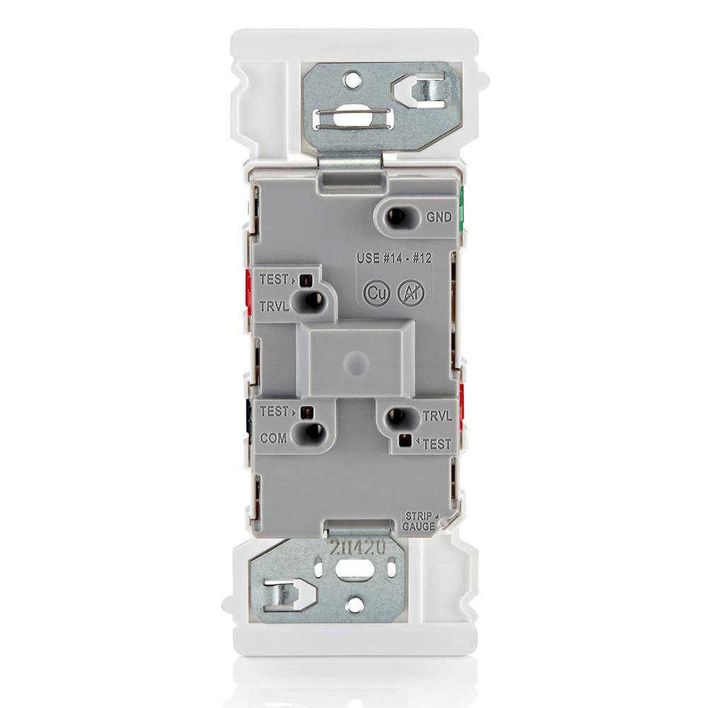 Leviton Decora Edge 15 Amp 3-Way Switch White R02-E5603-0SW