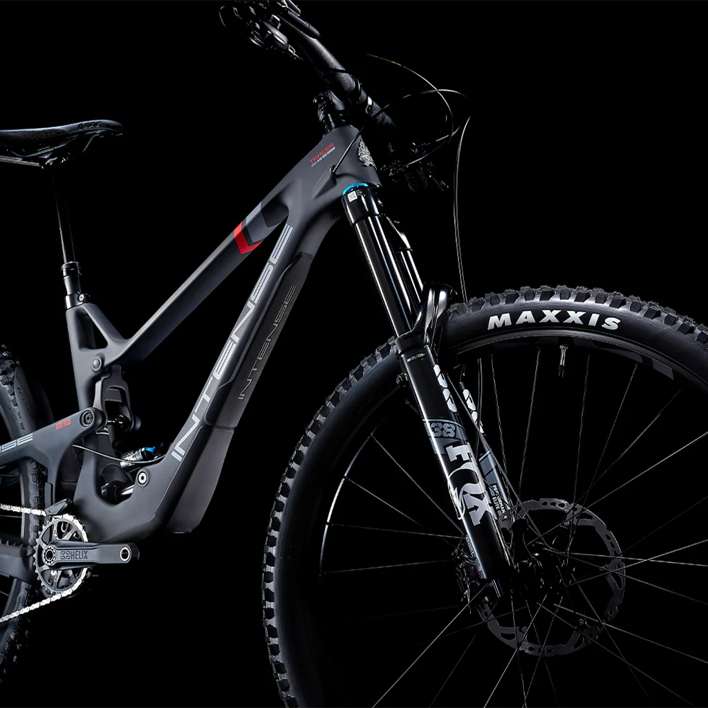 Intense Tracer 29 - Expert - Satin Black - 2023