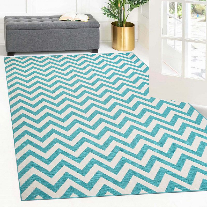 Superior Poipu Modern Chevron Indoor/Outdoor Area Rug