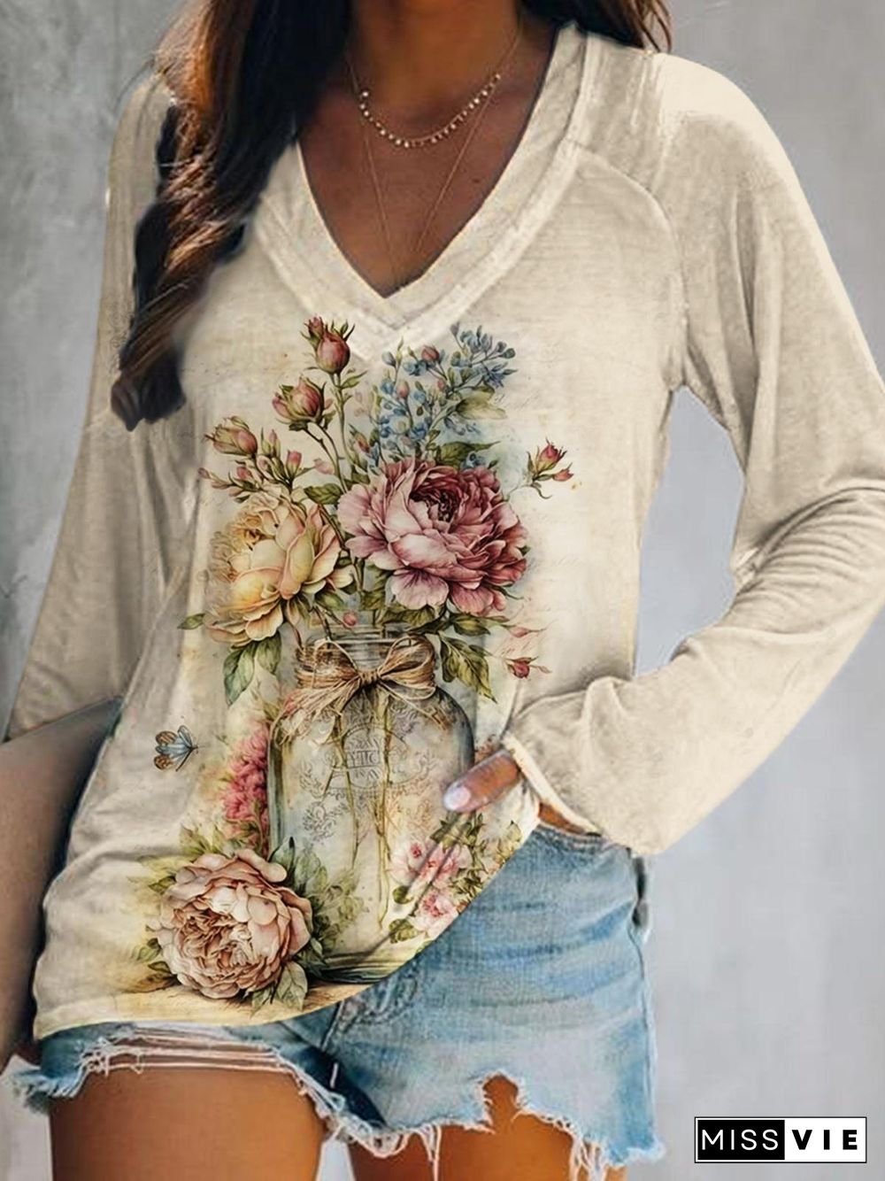 Women's Vintage Floral Print V-Neck T-Shirt