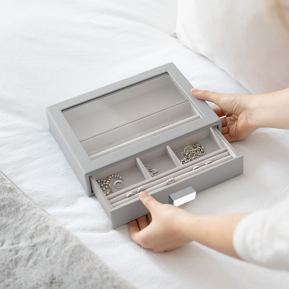 Stackers Pebble Grey Classic Jewelry Box Collection