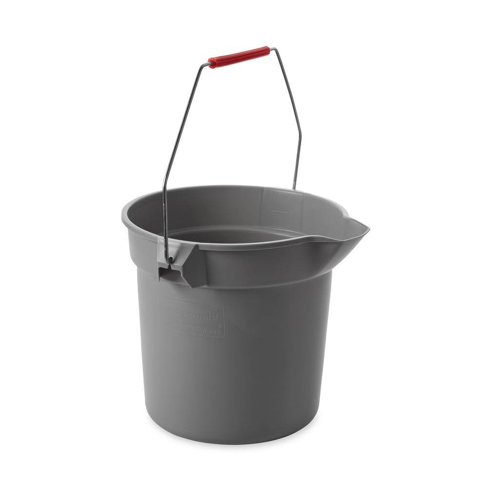 Rubbermaid Commercial Products Brute 14 Qt. Red Round Bucket RCP2614RED