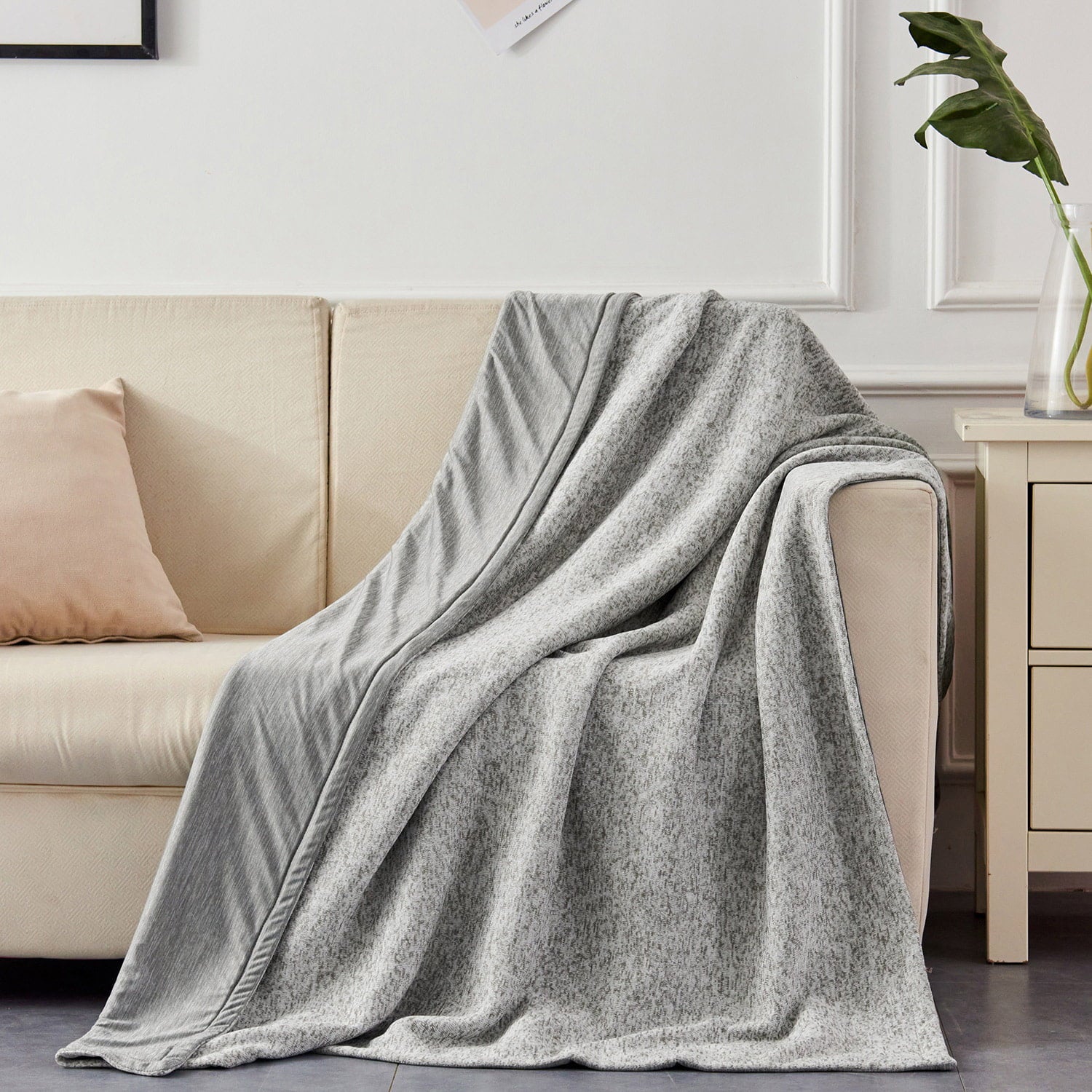 JML Cooling Blanket， Soft and Breathable Micro Knit Reversible Side Throw Blanket， Grey