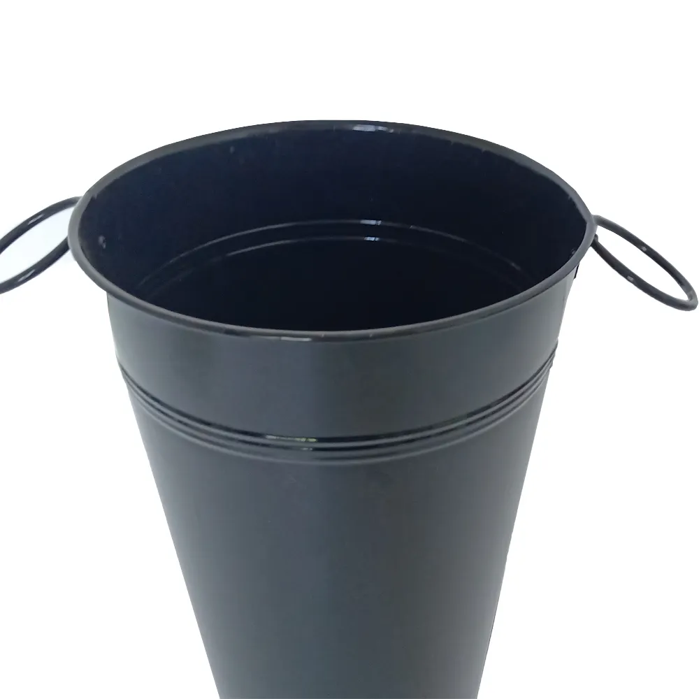 Hot sale round black galvanized iron french flower metal bucket for decorative home garden