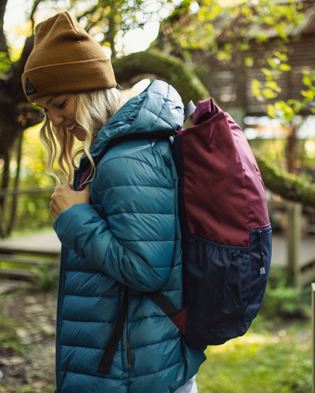 Backwoods Recycled Rolltop 32L Backpack - Navy/Burgundy