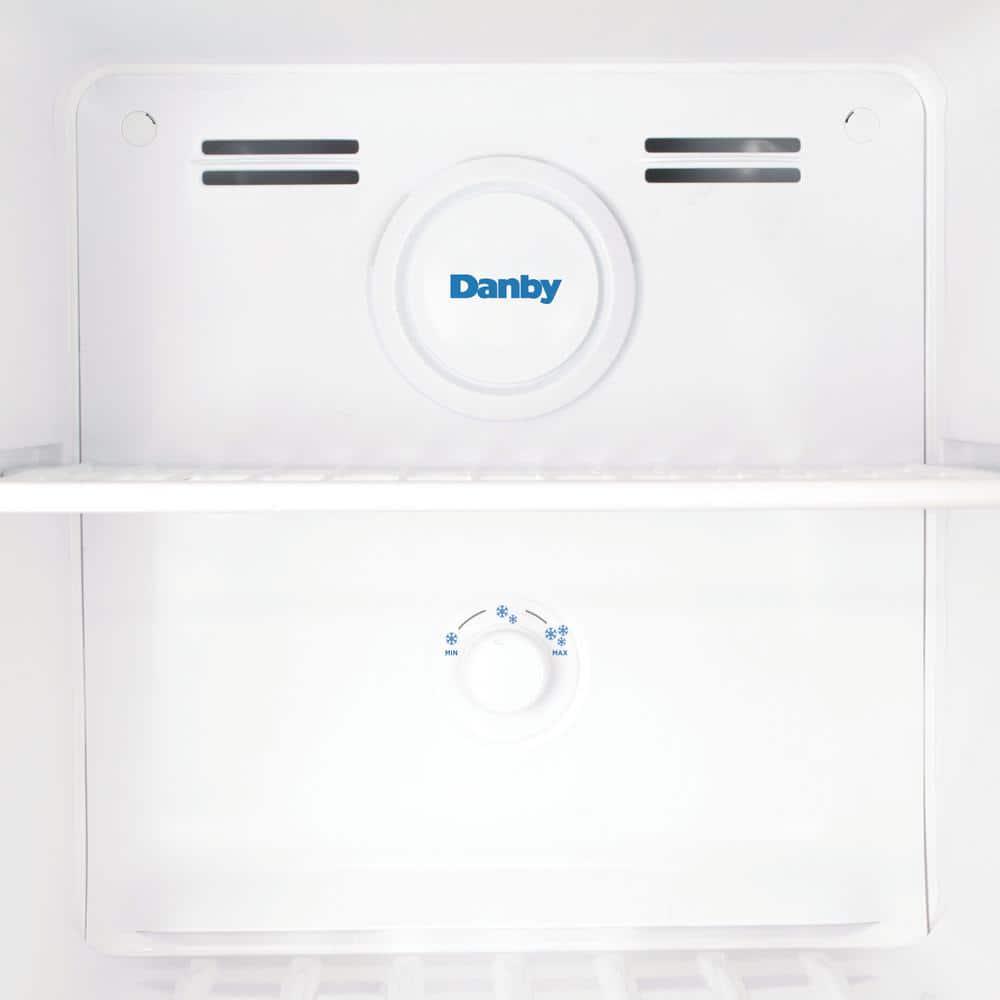 Danby 70 cu ft FreeStanding Top Freezer Refrigerator Frost Free in Stainless Steel