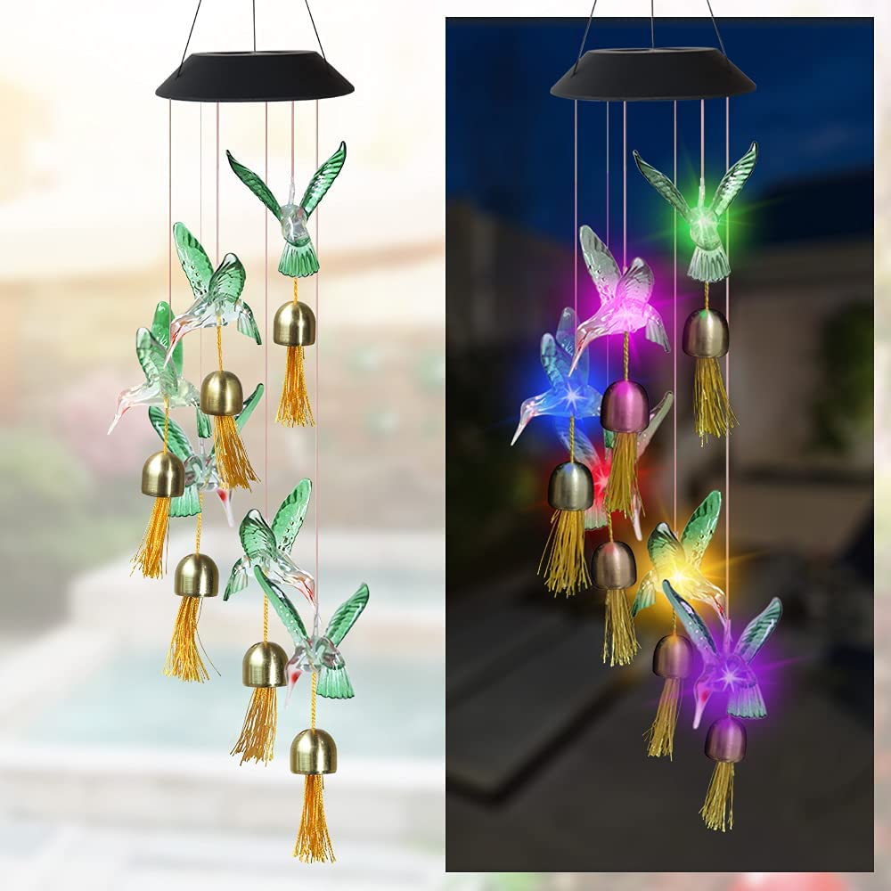 Epicgadget Solar Mobile Light Hanging Wind Chime Hummingbird with Bells， Color Changing Outdoor Solar Garden Decorative Lights for Walkway Pathway Backyard Decoration Parties (Green Wing Hummingbird)