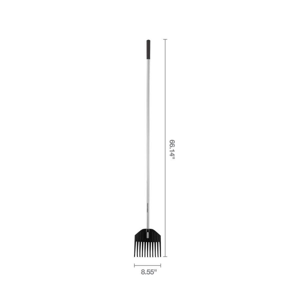 Fiskars 8 in. Shrub Rake 396610-1001