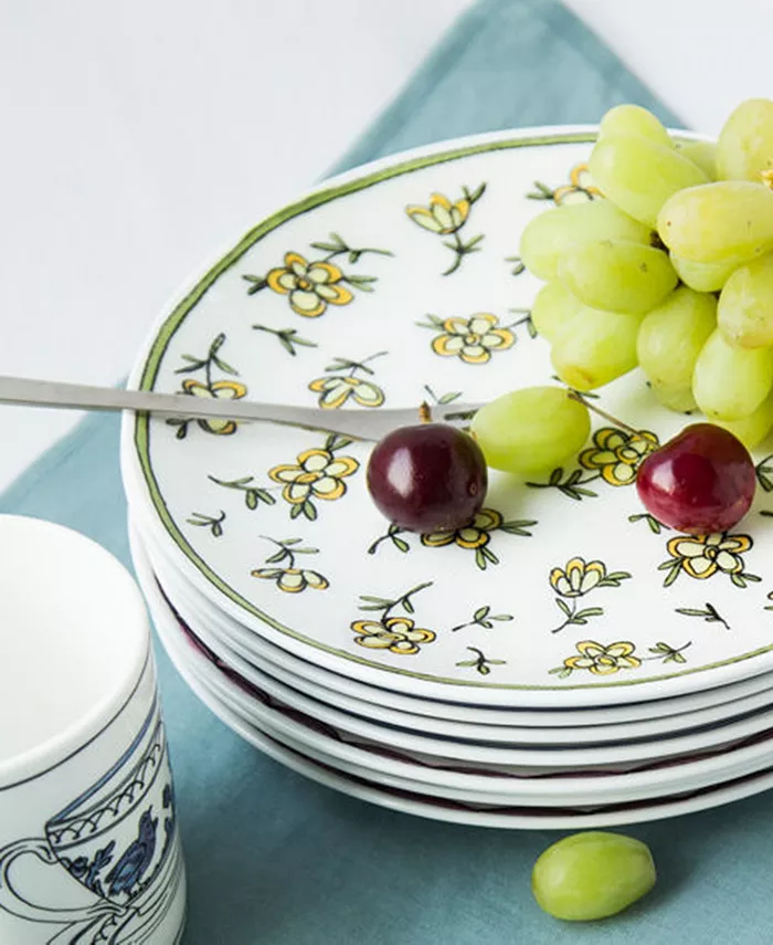 Twig New York Heritage Daisy Chain 8 Salad Plate