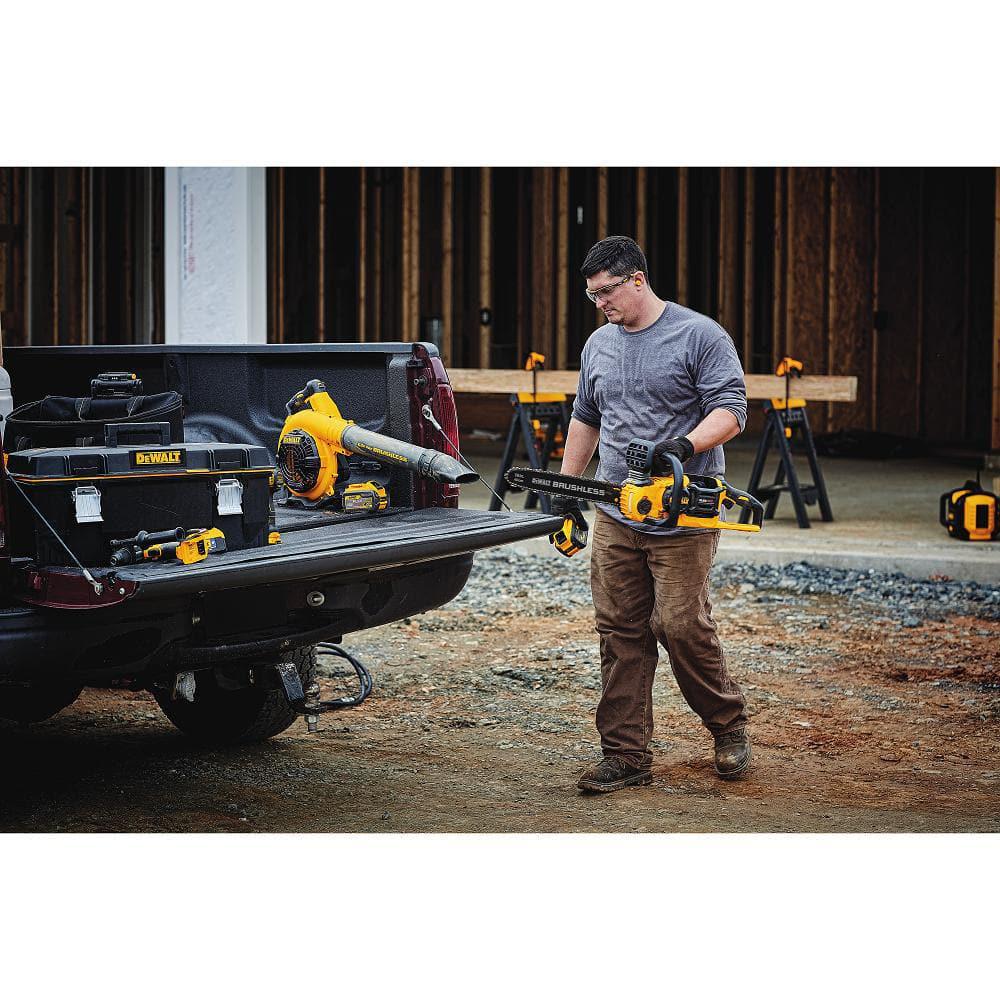 DEWALT 60V MAX 129 Mph 423 CFM Brushless Cordless Battery Powered Handheld Leaf Blower Kit