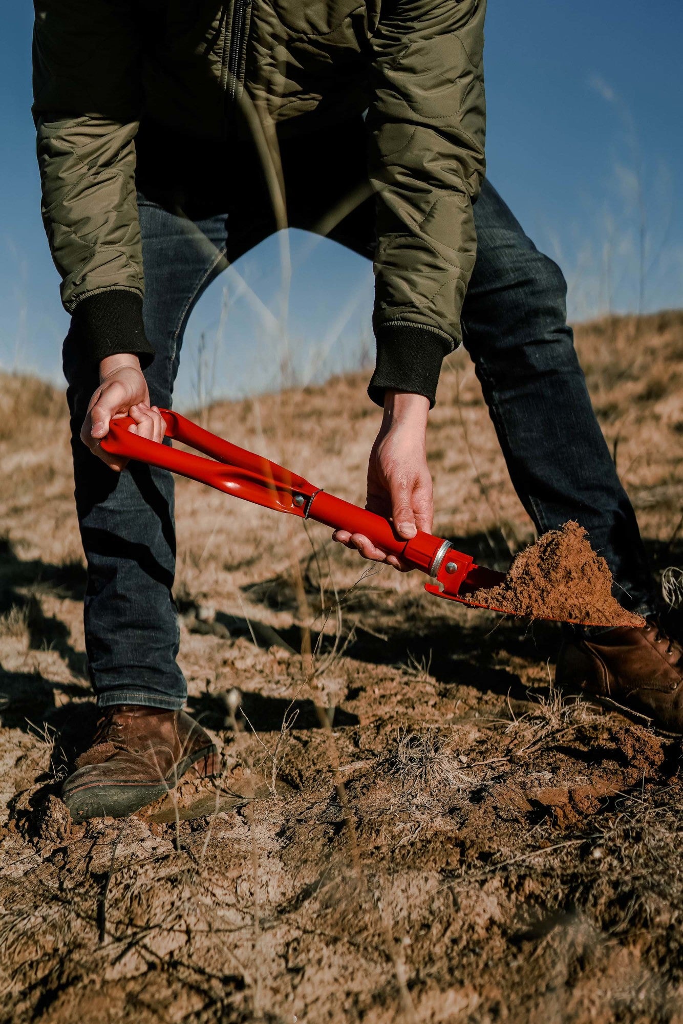 Stansport Double Folding Shovel - Red