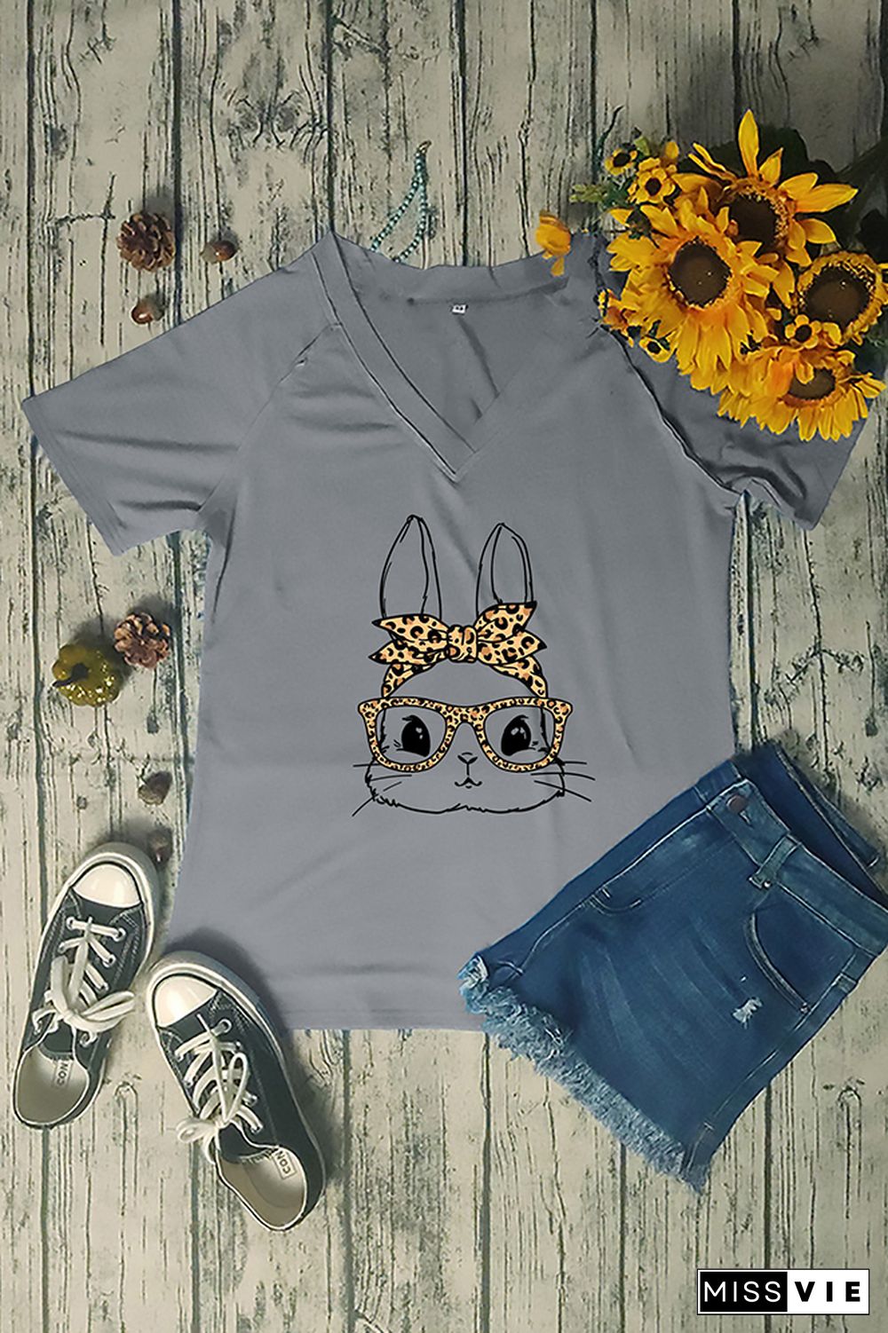 Easter bunny-Cute bunny with leopard bandana and glasses V Neck Graphic Tee