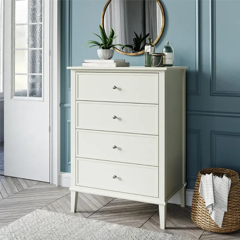 Franklin Transitional Soft White 4-Drawer Dresser