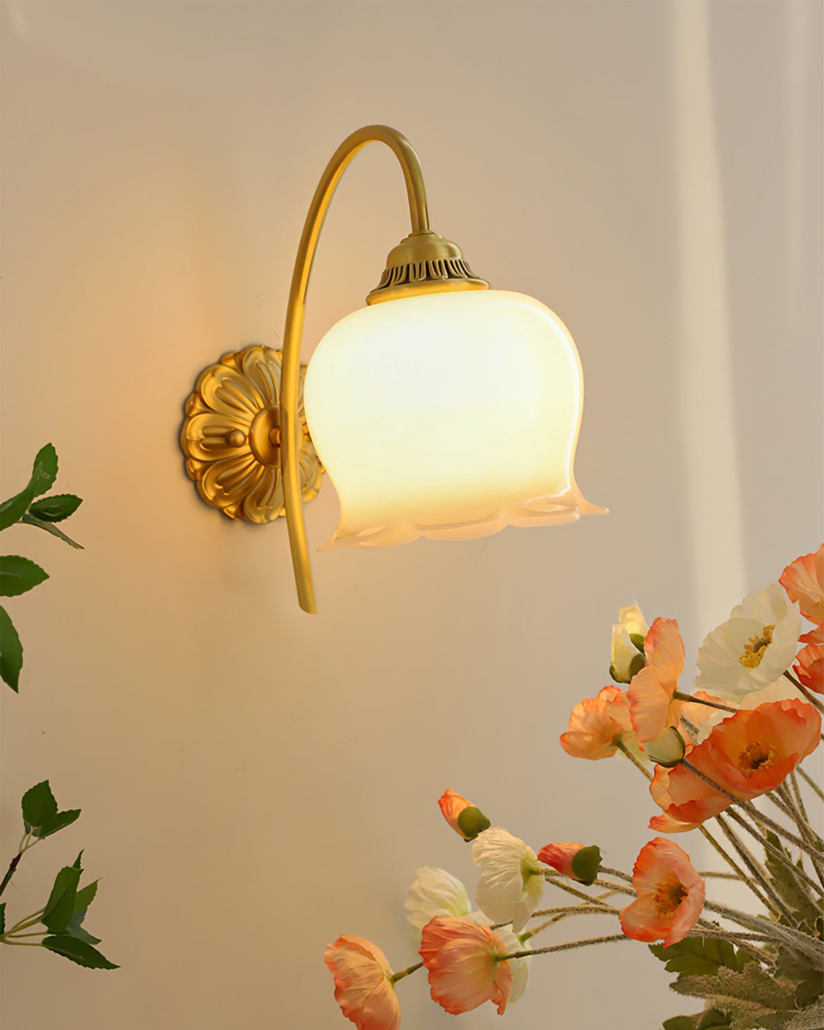 Valley Flower Wall Lamp