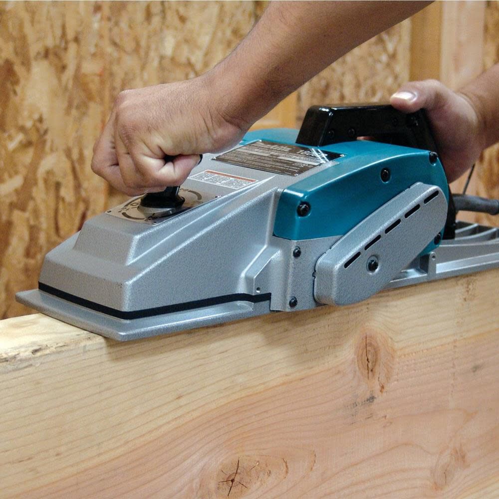 Makita 6-3/4-Inch Planer 1806B from Makita