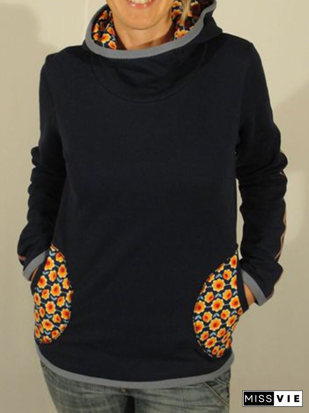 Black Long Sleeve Printed Sweatshirts